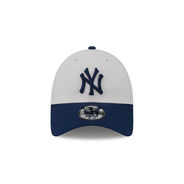 New Era 9Forty New York Yankees White Navy Cloth Strap