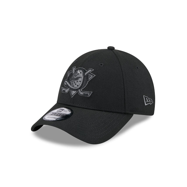 New Era 9Forty Anaheim Ducks Cap Black Metallic Logo