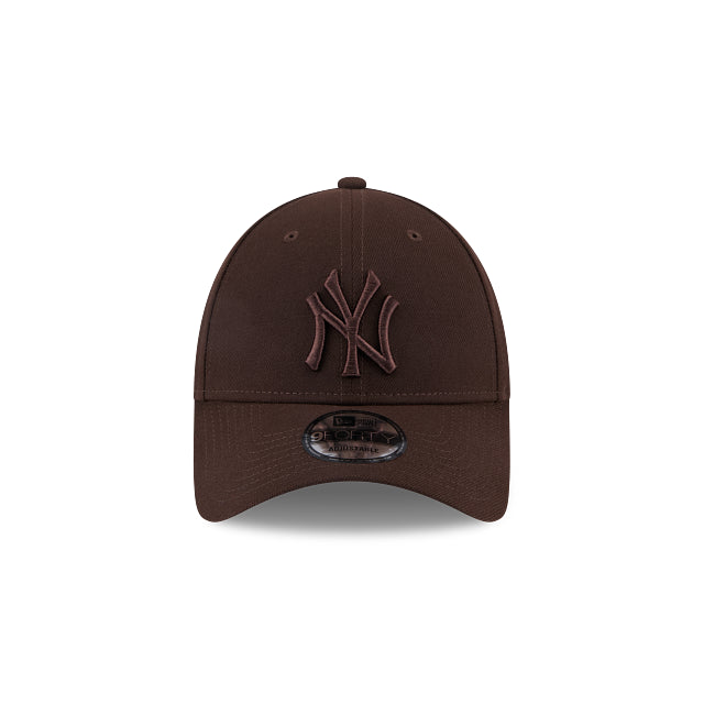 New Era 9Forty Snapback NY Yankees Cap Brown on Brown