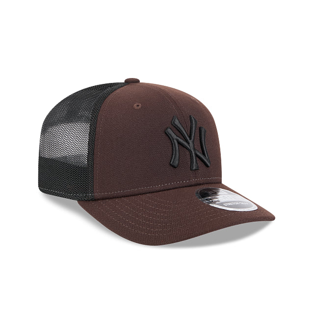 New Era 9Seventy Mesh Snapback NY Yankees Cap Brown Black Logo