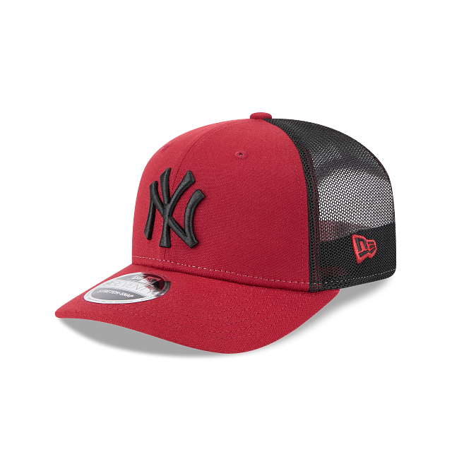 New Era 9Seventy Mesh Snapback NY Yankees Cap Red Black Logo