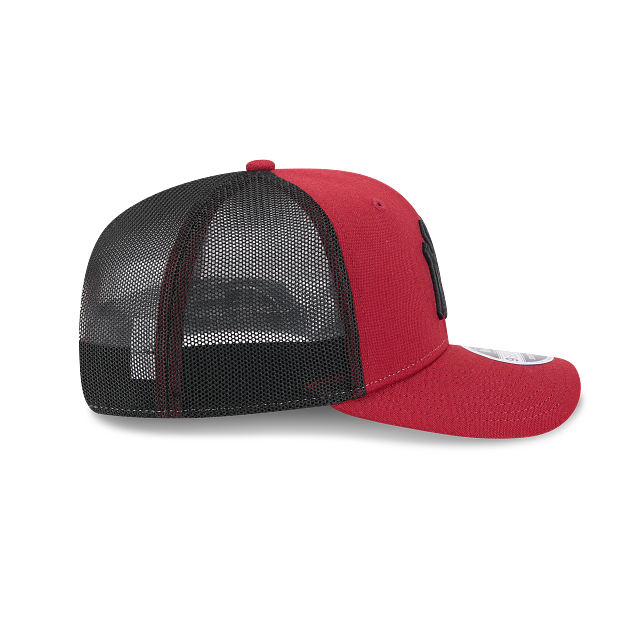 New Era 9Seventy Mesh Snapback NY Yankees Cap Red Black Logo