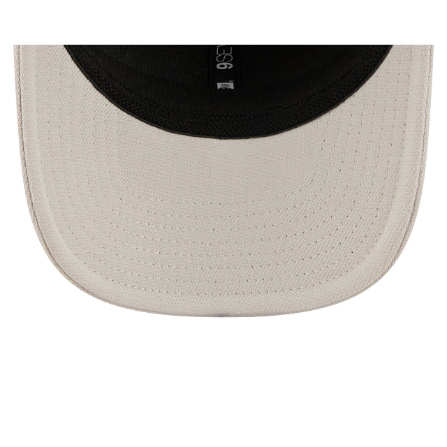 New Era 9Seventy New York Yankees Off White Black Logo Cap