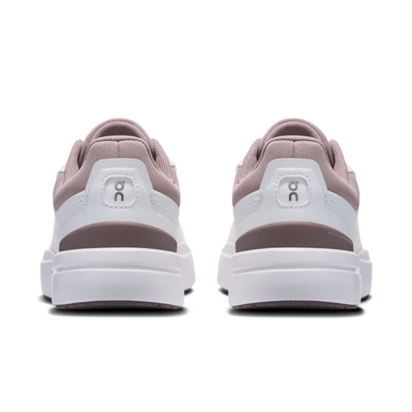 On Running The Roger Advantage Womens White Heron Sneaker