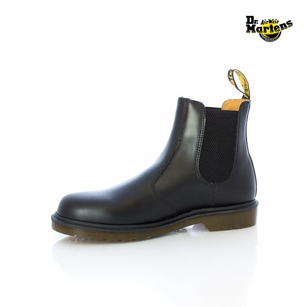 Dr Martens  2976 Chelsea Boot Black