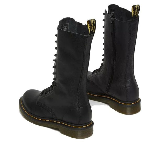 Dr Martens 1B99 Black Virginia