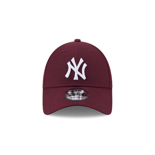 New Era 9Forty New York Yankees Burgundy White Logo Cap