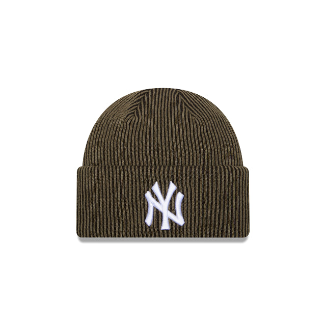 New Era Olive and Black New York Yankees knitted Beanie