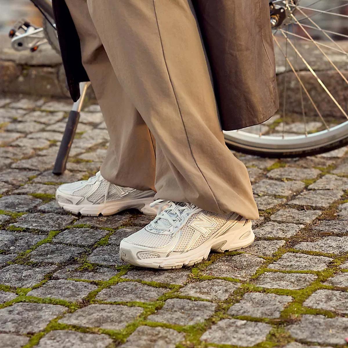 New Balance U740WM2 White Metallic Silver