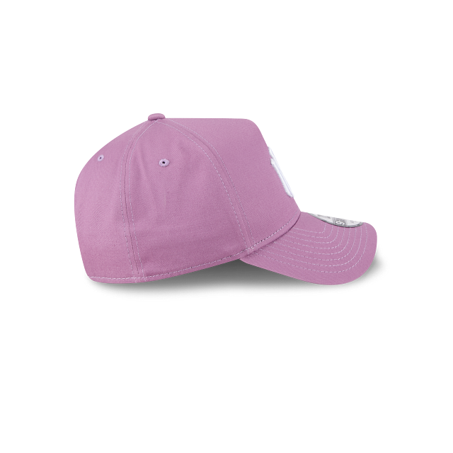 New Era 9Forty AFrame New York Yankees Purple white logo