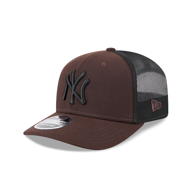 New Era 9Seventy Mesh Snapback NY Yankees Cap Brown Black Logo