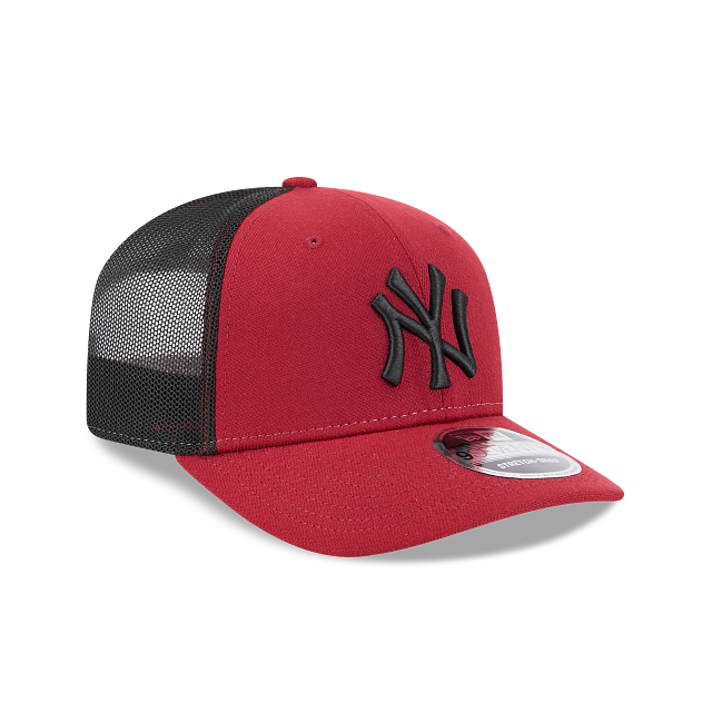 New Era 9Seventy Mesh Snapback NY Yankees Cap Red Black Logo