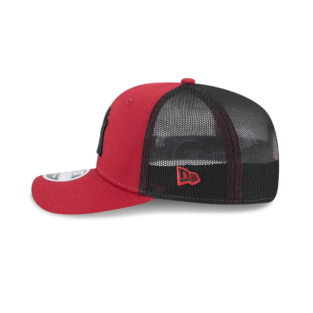 New Era 9Seventy Mesh Snapback NY Yankees Cap Red Black Logo