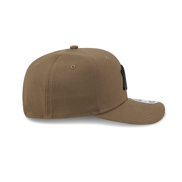 New Era 9Seventy New York Yankees Moss Black Logo Cap